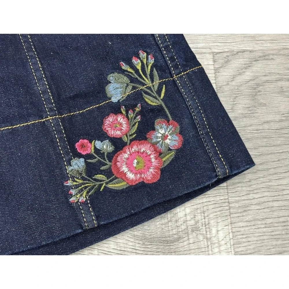 Kate‎ Spade W/ Flower Embroidered A Line Skirt Jeans Size 2 Missing Button